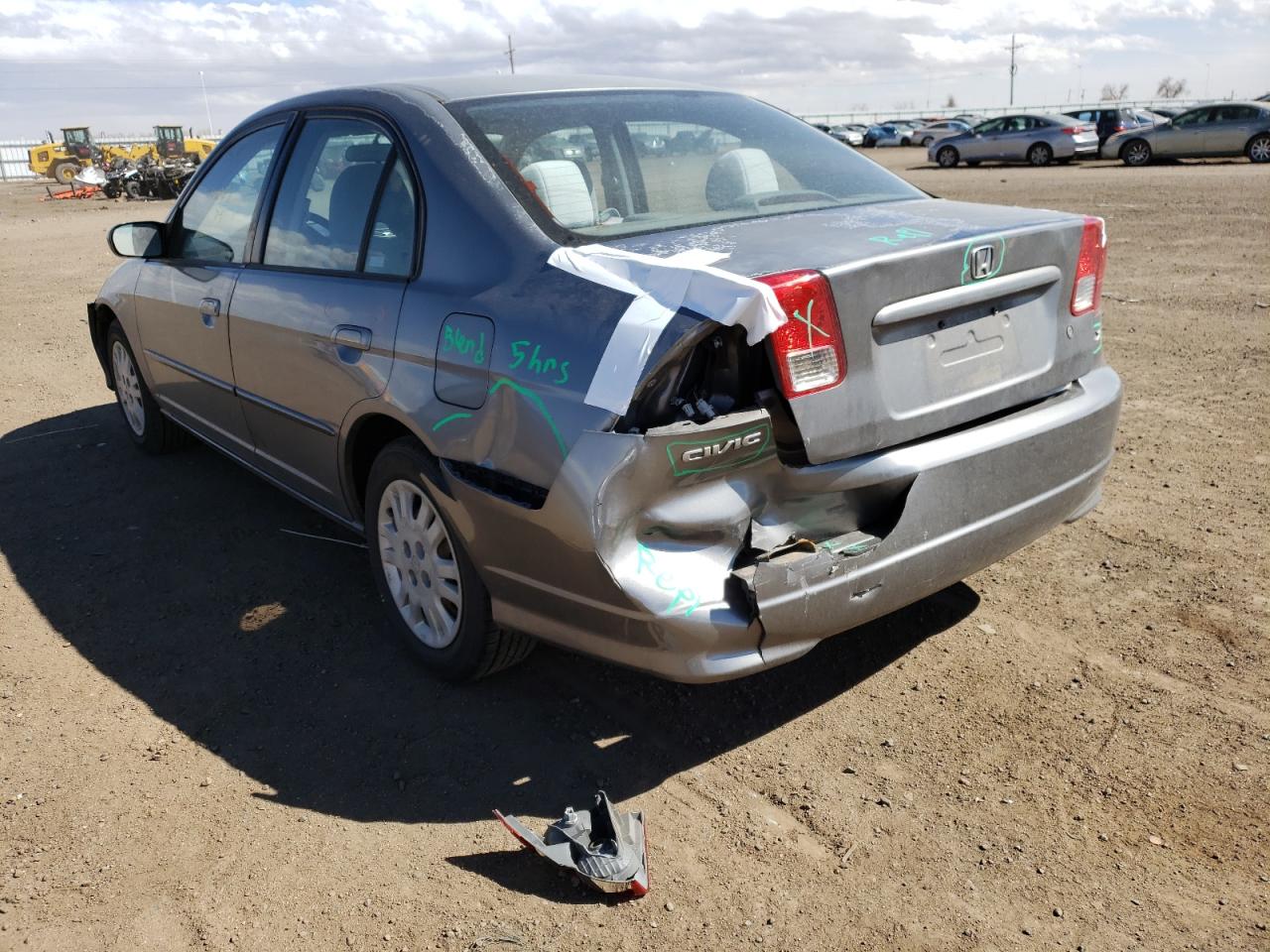 Photo 13 from auction – 2004 HONDA CIVIC LX with VIN 2HGES16574H565406