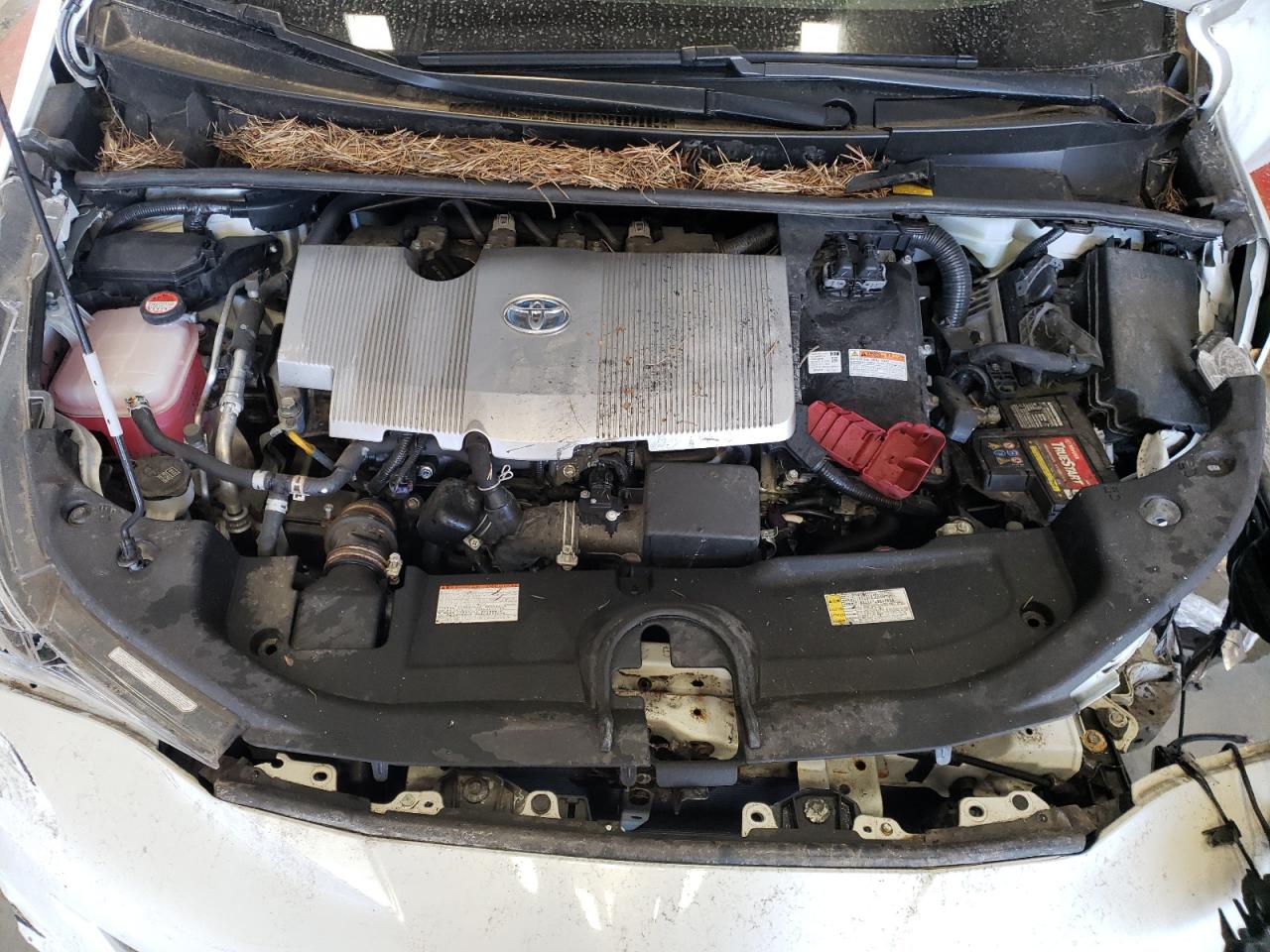 Photo 7 from auction – 2016 TOYOTA PRIUS with VIN JTDKARFU2G3001356