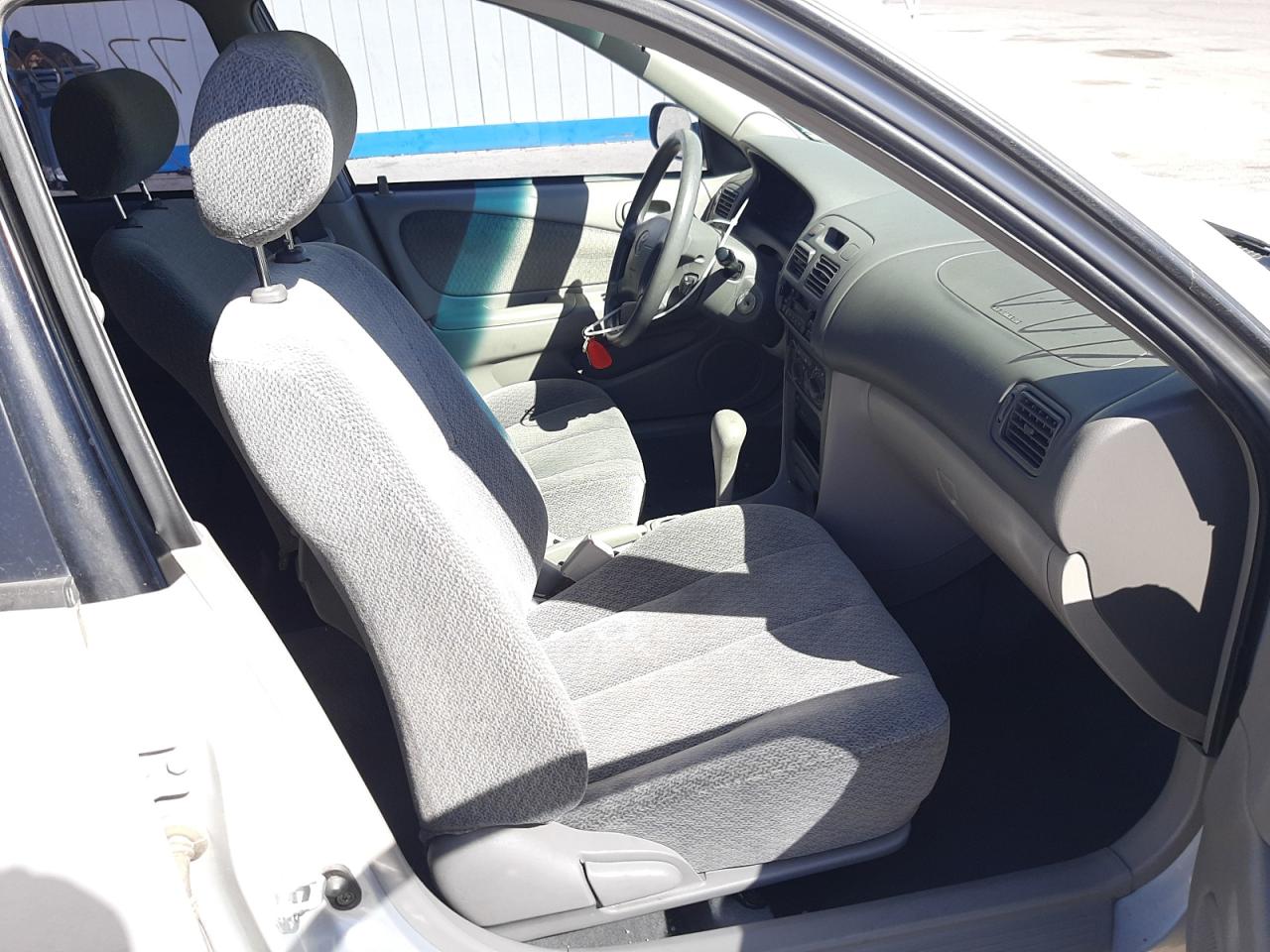 Photo 5 from auction – 2001 TOYOTA COROLLA CE with VIN 1NXBR12E61Z464123
