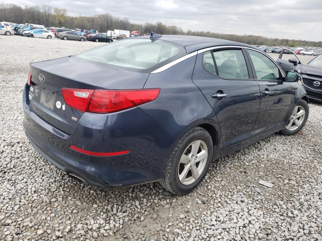 Photo 4 from auction – 2015 KIA OPTIMA LX with VIN KNAGM4A70F5604954