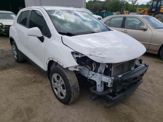 CHEVROLET TRAX LS 2017 with VIN 3GNCJKSB8HL204300 - Photo from auction