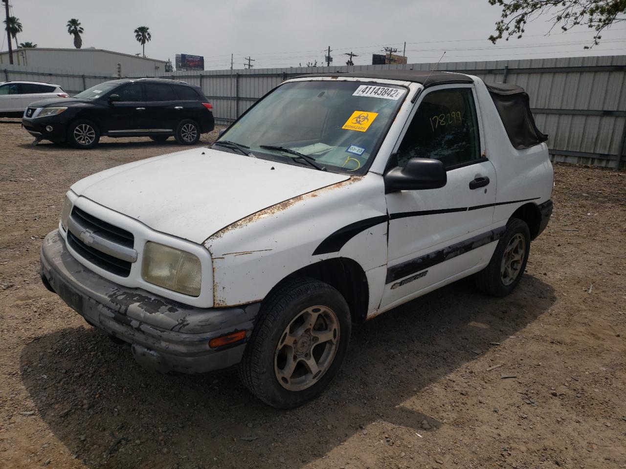 Photo 2 from auction – 2000 CHEVROLET TRACKER with VIN 2CNBE18CXY6911269