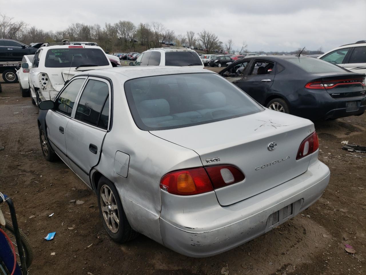 Photo 3 from auction – 2000 TOYOTA COROLLA VE with VIN 1NXBR12E8YZ354894
