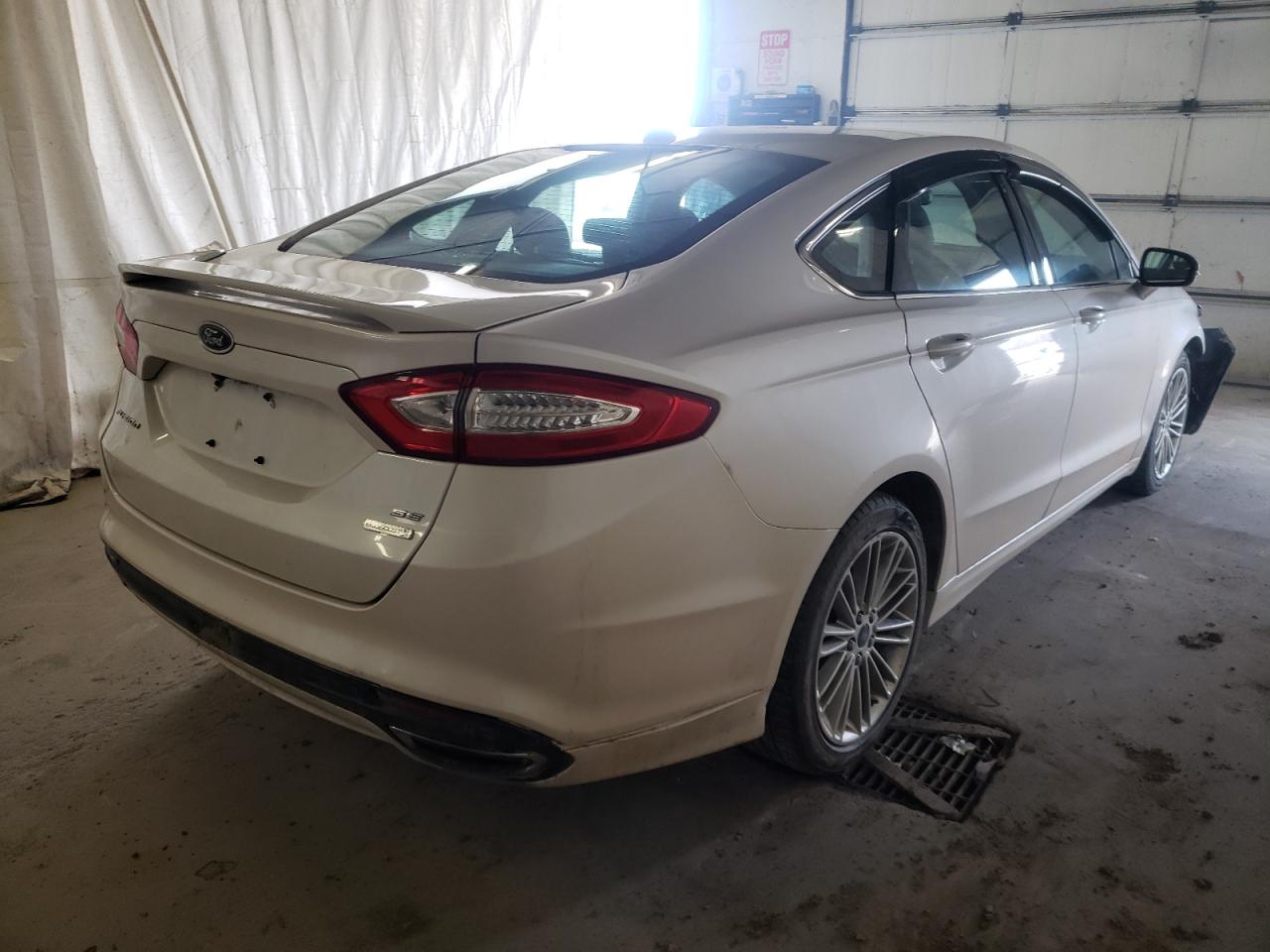 Photo 4 from auction – 2014 FORD FUSION SE with VIN 3FA6P0H91ER385168