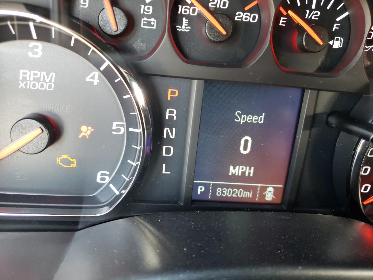 Photo 8 from auction – 2018 CHEVROLET SILVERADO with VIN 3GCPCPEC7JG139914