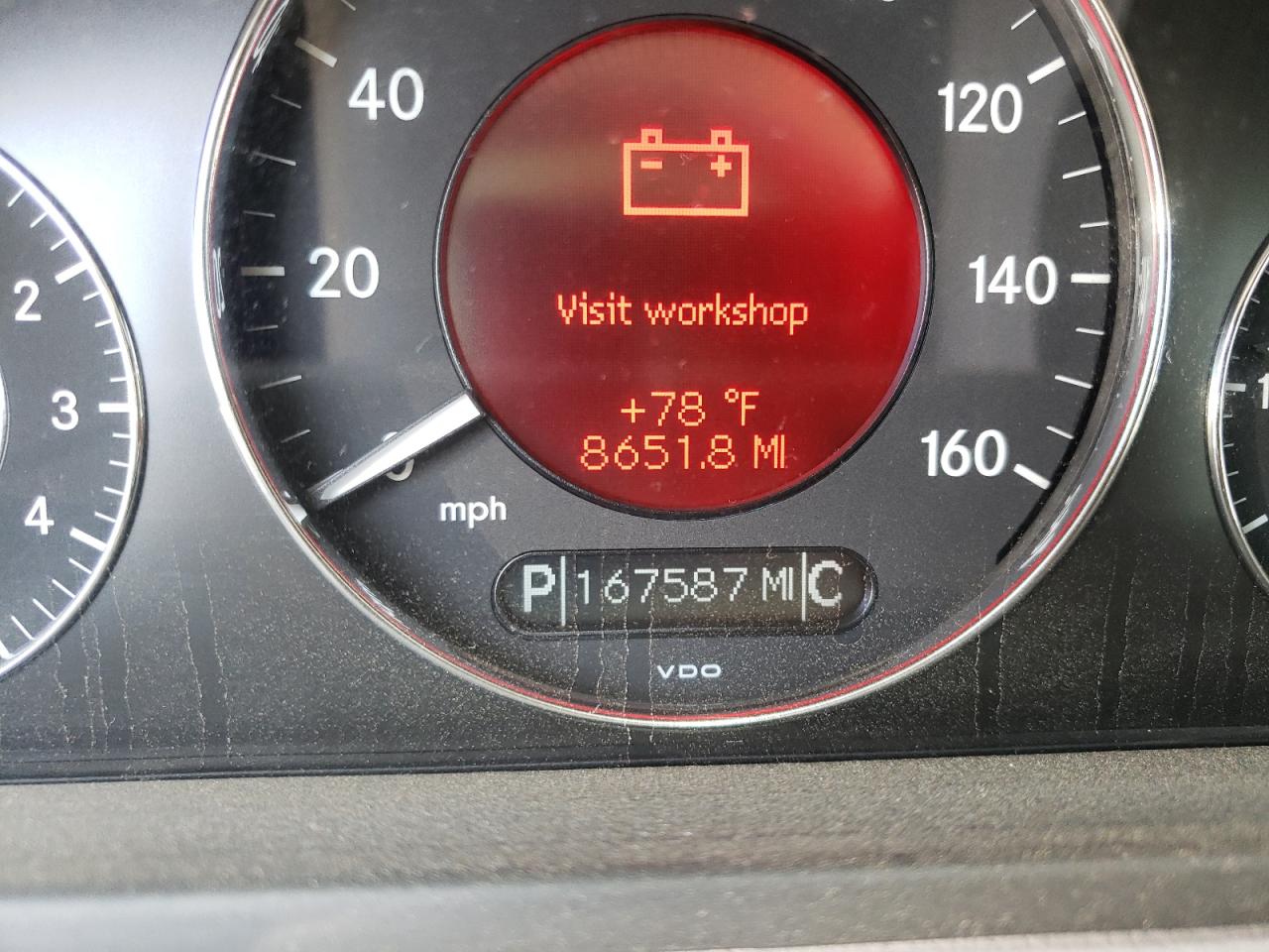 Photo 8 from auction – 2005 MERCEDES-BENZ E 320 with VIN WDBUF65J35A685082