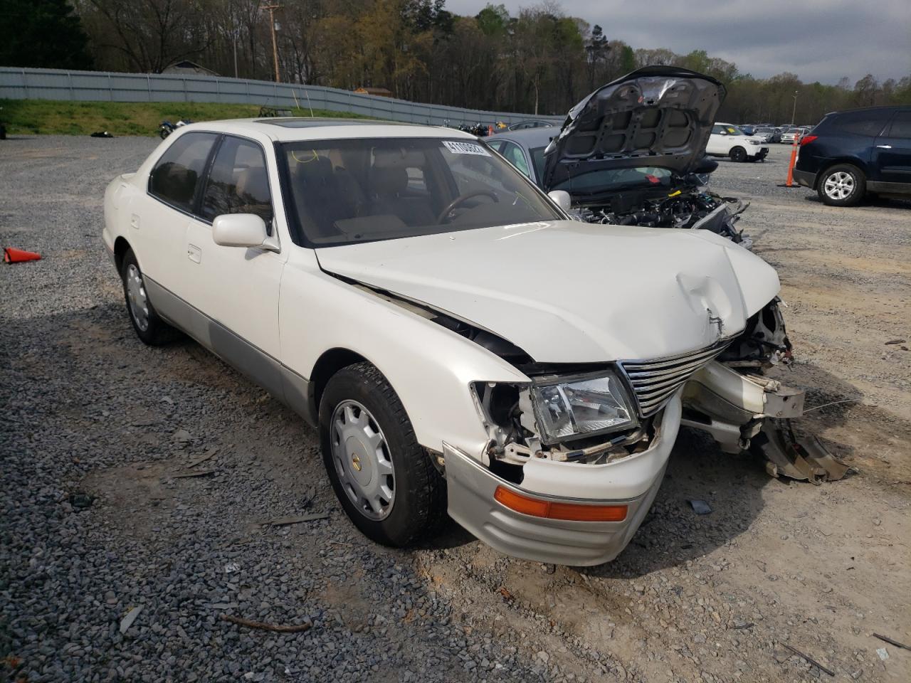 LEXUS LS 400 1995 with VIN JT8UF22E9S0025257 - Photo from auction