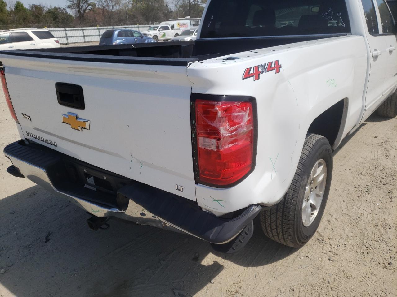 Photo 9 from auction – 2018 CHEVROLET SILVERADO with VIN 1GCVKREC9JZ174895
