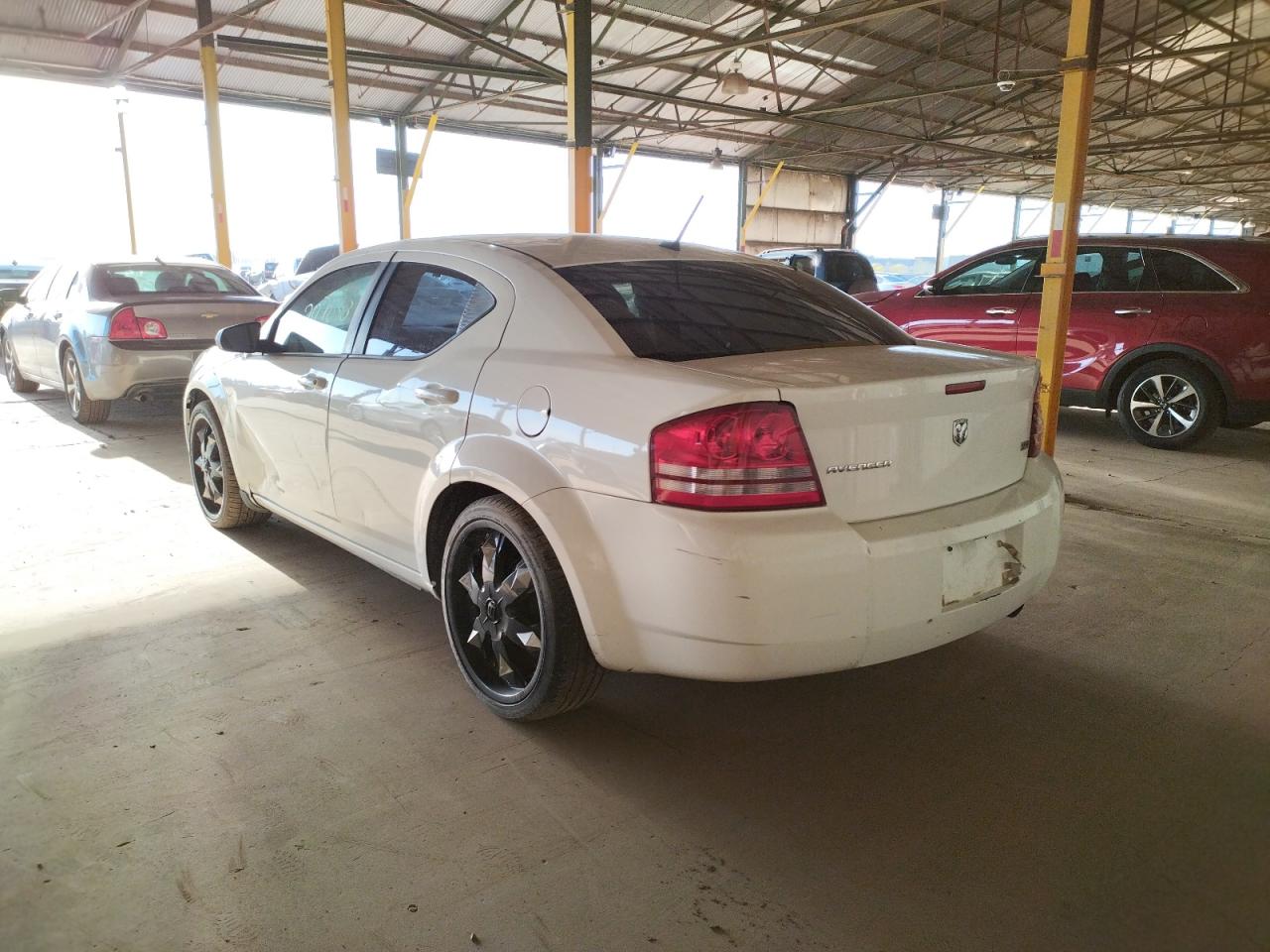 Photo 3 from auction – 2008 DODGE AVENGER SE with VIN 1B3LC46R18N198525