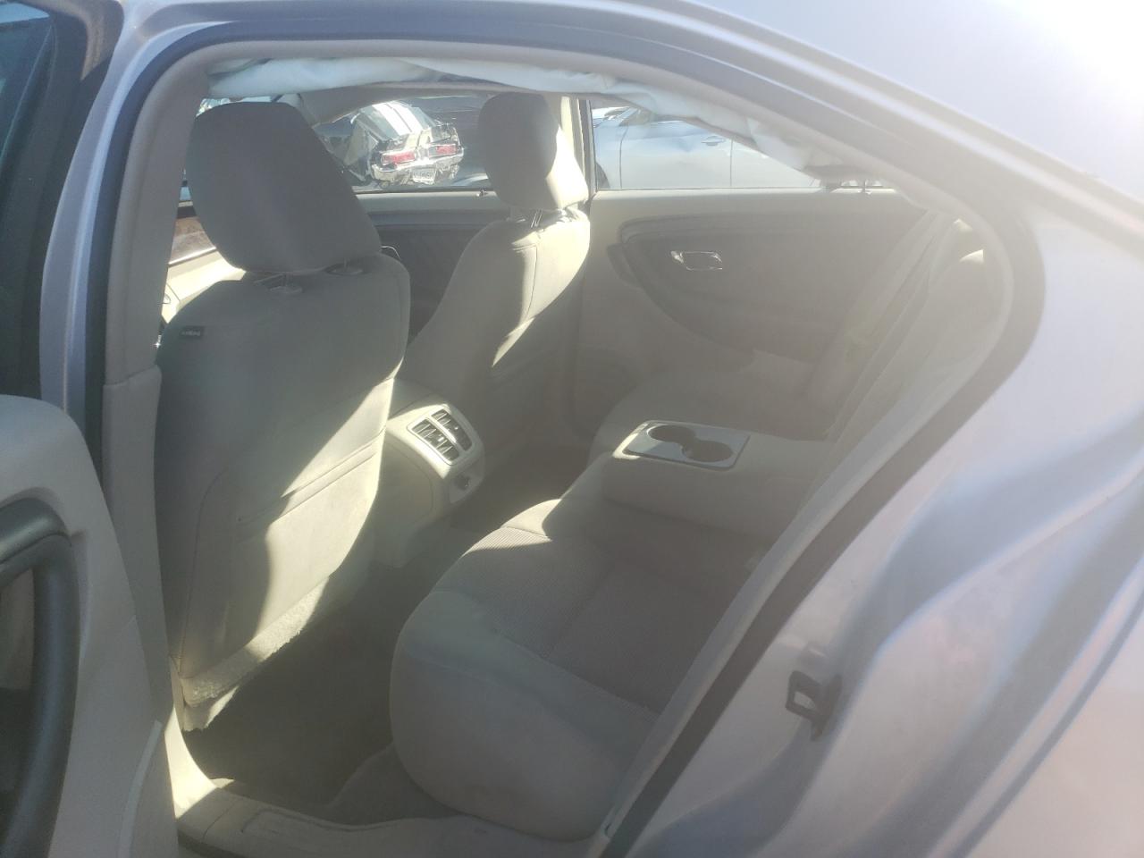Photo 6 from auction – 2010 FORD TAURUS SEL with VIN 1FAHP2EW0AG167142