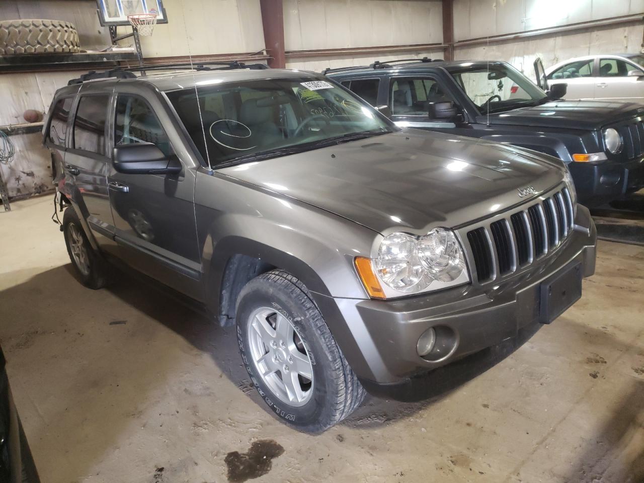 JEEP GRAND CHER 2007 with VIN 1J8GR48K77C588417 - Photo from auction