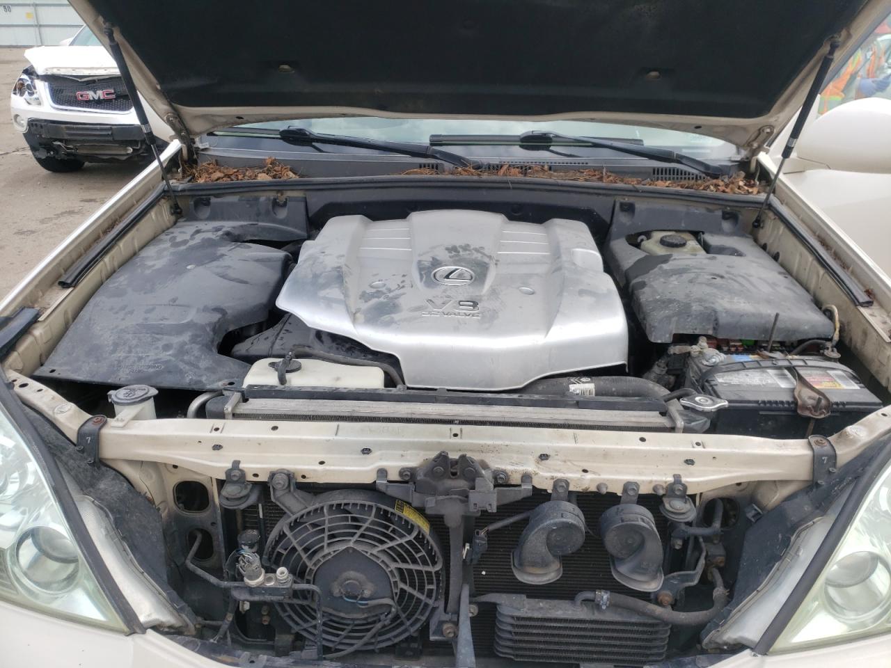Photo 7 from auction – 2003 LEXUS GX 470 with VIN JTJBT20XX30007306