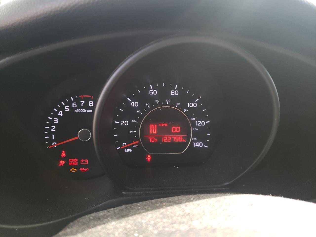Photo 8 from auction – 2016 KIA SOUL with VIN KNDJN2A24G7288687