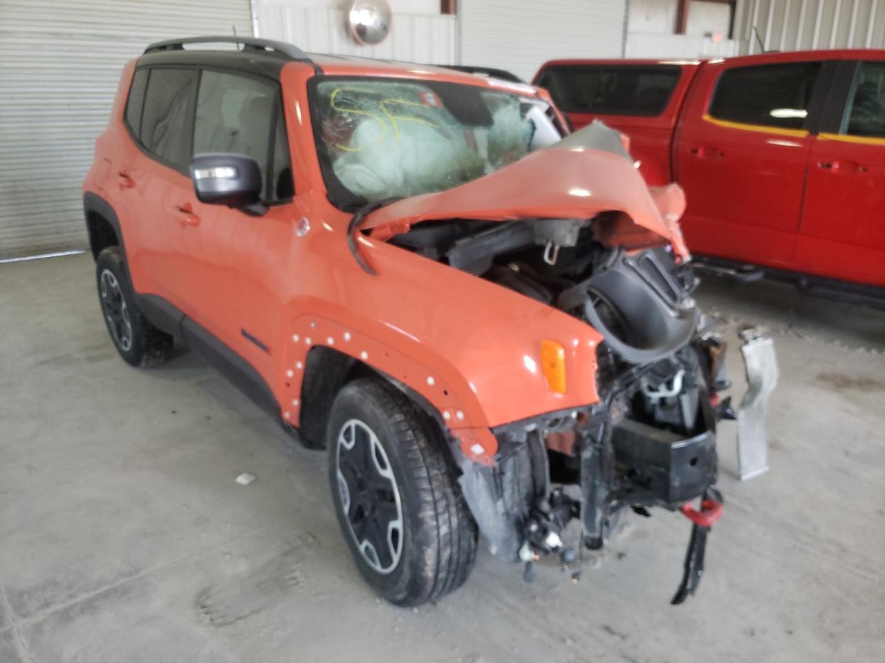 Photo 1 from auction – 2015 JEEP RENEGADE T with VIN ZACCJBCT0FPB54166