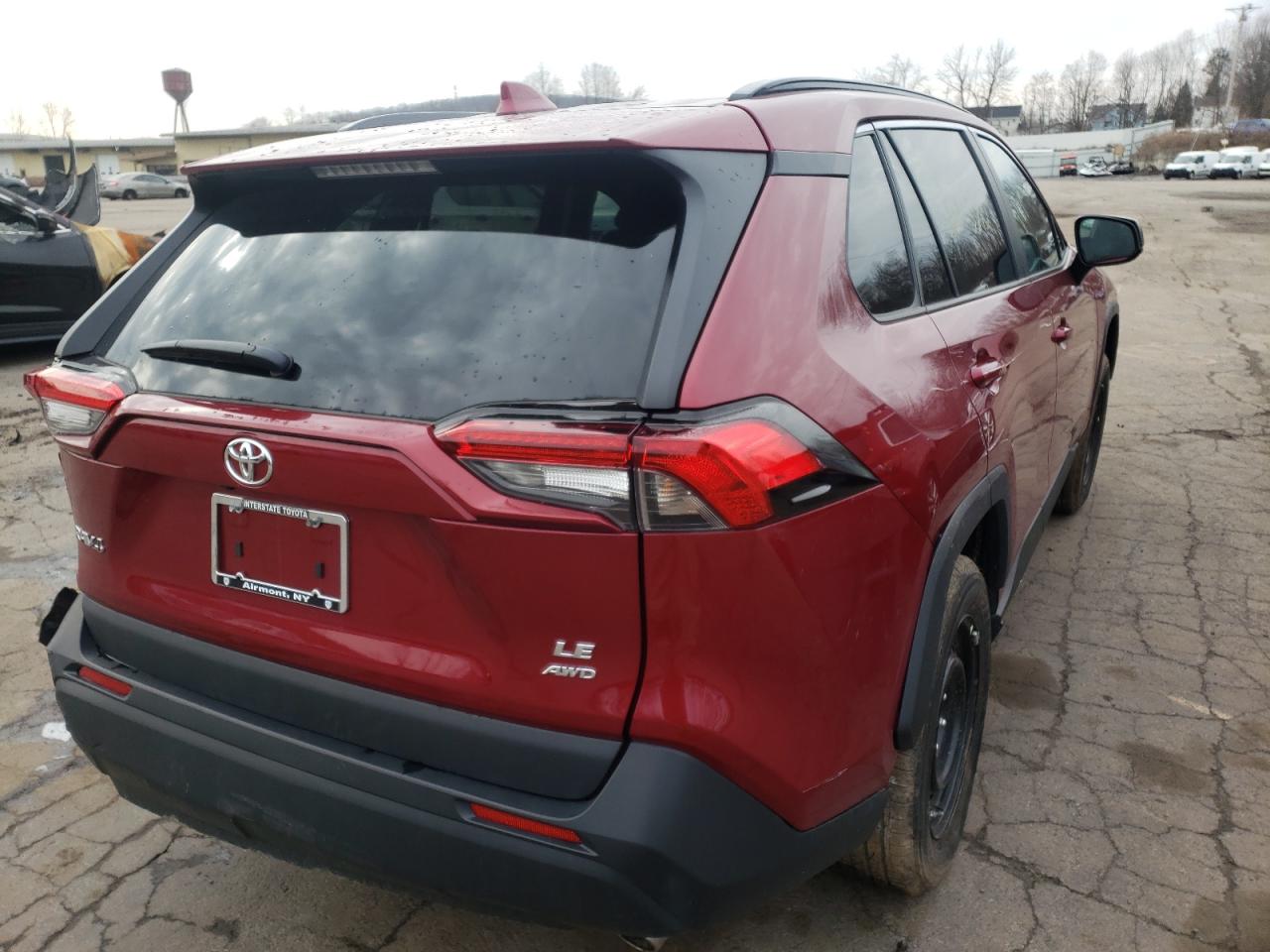 Photo 4 from auction – 2021 TOYOTA RAV4 LE with VIN 2T3F1RFV9MW243502