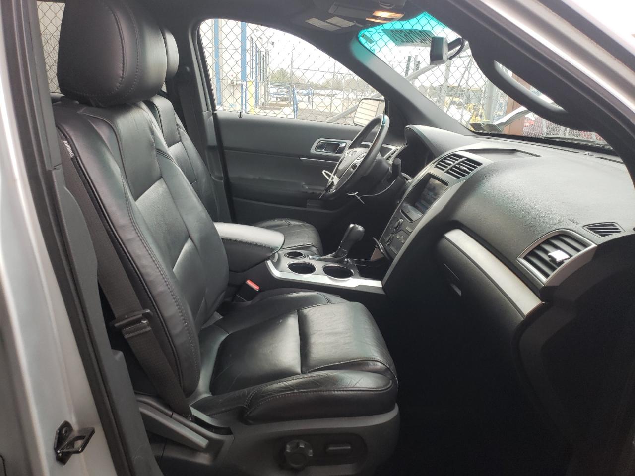 Photo 5 from auction – 2011 FORD EXPLORER X with VIN 1FMHK7D88BGA81597