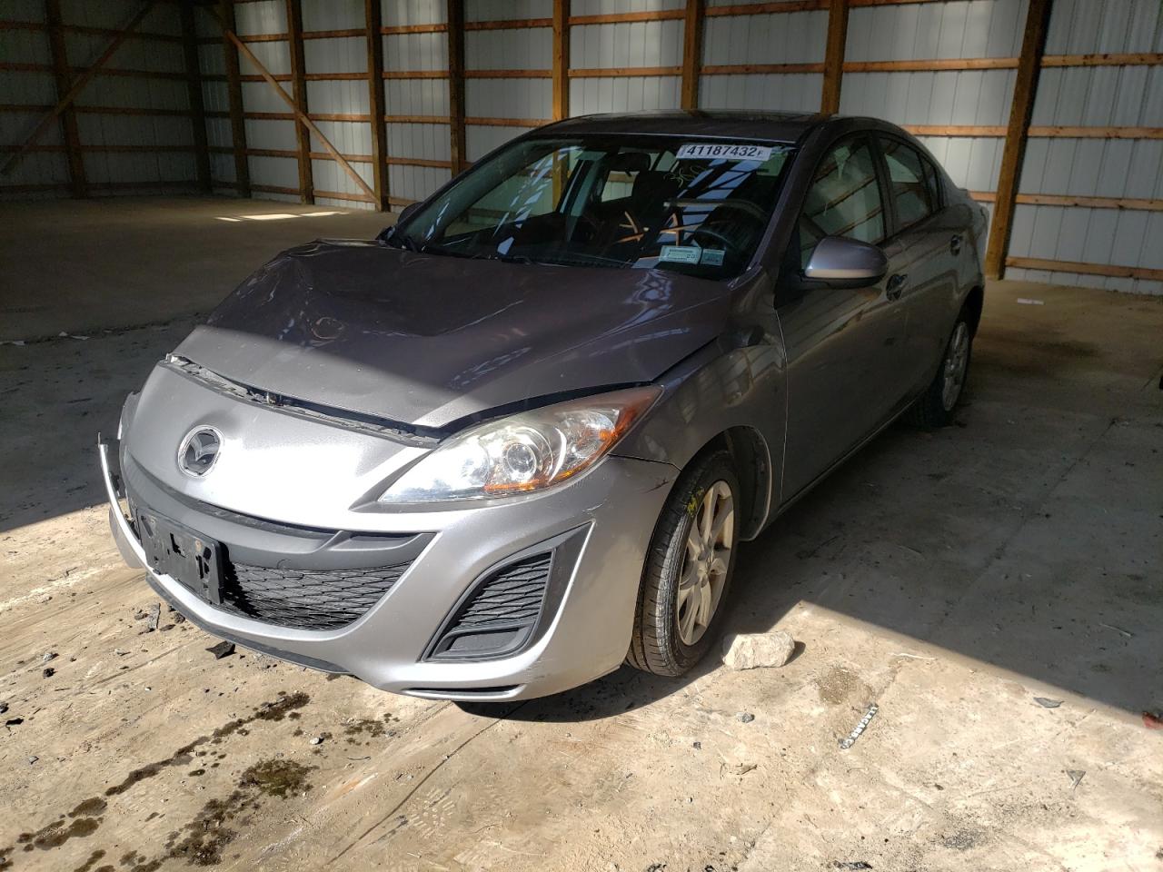 Photo 2 from auction – 2011 MAZDA 3 I with VIN JM1BL1VG6B1421908