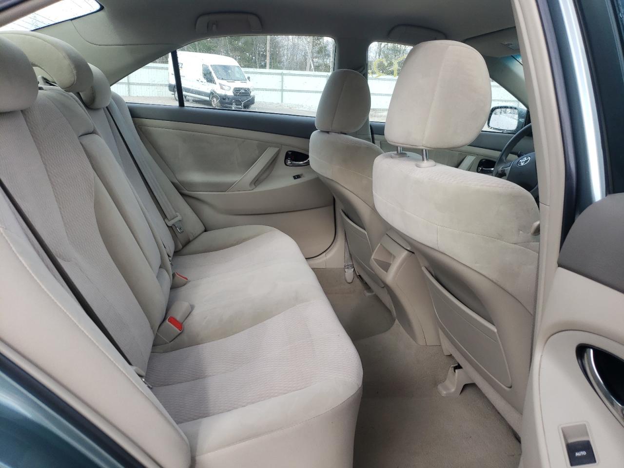 Photo 6 from auction – 2011 TOYOTA CAMRY BASE with VIN 4T4BF3EK1BR120101