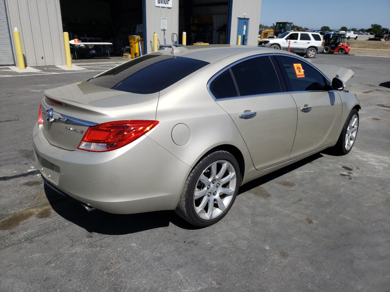 Photo 4 from auction – 2013 BUICK REGAL PREM with VIN 2G4GU5GV5D9240492