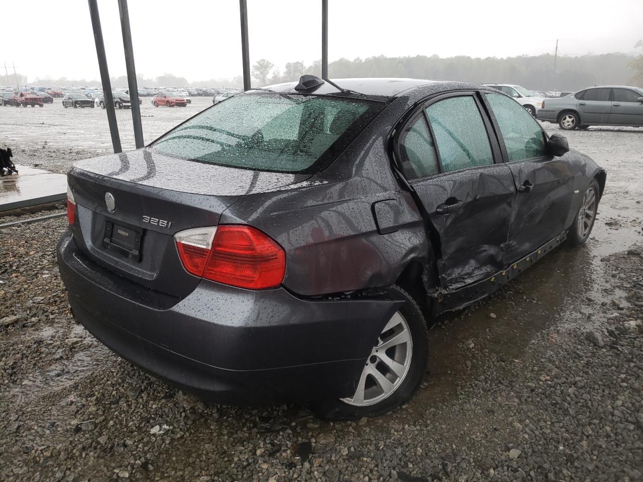 Photo 4 from auction – 2007 BMW 328 I with VIN WBAVA335X7PG50743