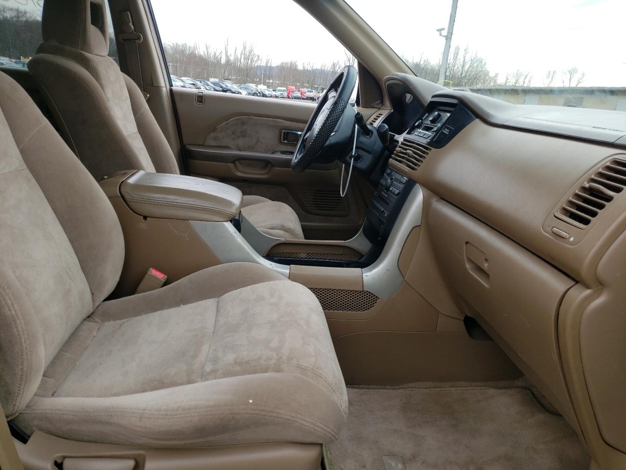 Photo 5 from auction – 2005 HONDA PILOT EX with VIN 5FNYF184X5B061508