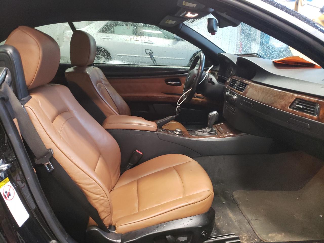 Photo 5 from auction – 2007 BMW 335 I with VIN WBAWL73507PX45492
