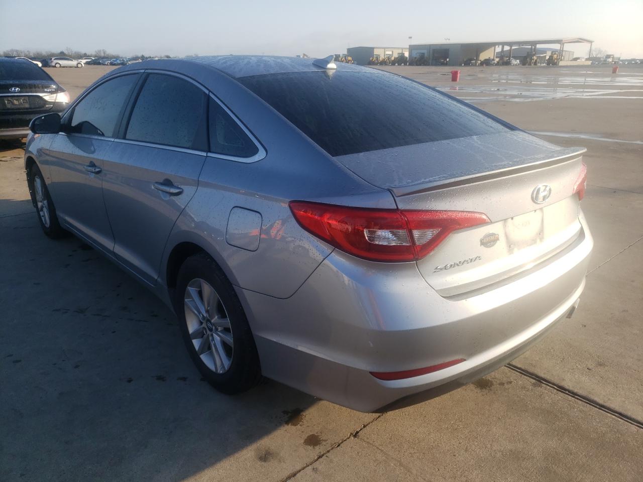 Photo 3 from auction – 2016 HYUNDAI SONATA SE with VIN 5NPE24AF1GH333556
