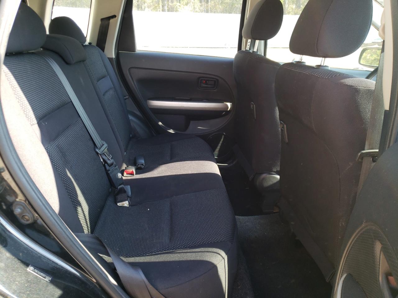 Photo 6 from auction – 2005 TOYOTA SCION XA with VIN JTKKT624550116524