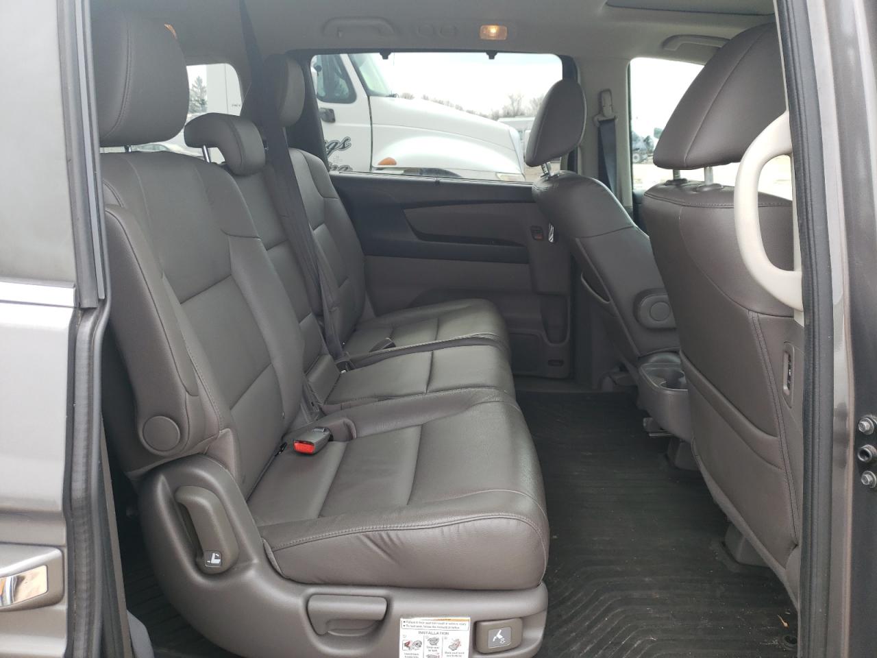 Photo 6 from auction – 2014 HONDA ODYSSEY EX with VIN 5FNRL5H69EB016078