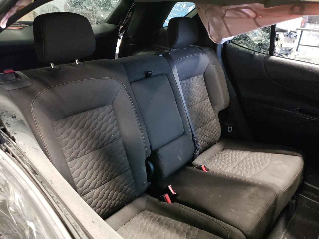 Photo 6 from auction – 2018 CHEVROLET EQUINOX LT with VIN 3GNAXJEV7JS572047