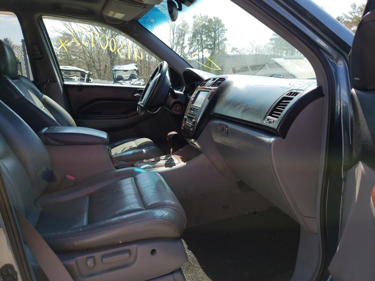 Photo 5 from auction – 2005 ACURA MDX with VIN 2HNYD18605H506656