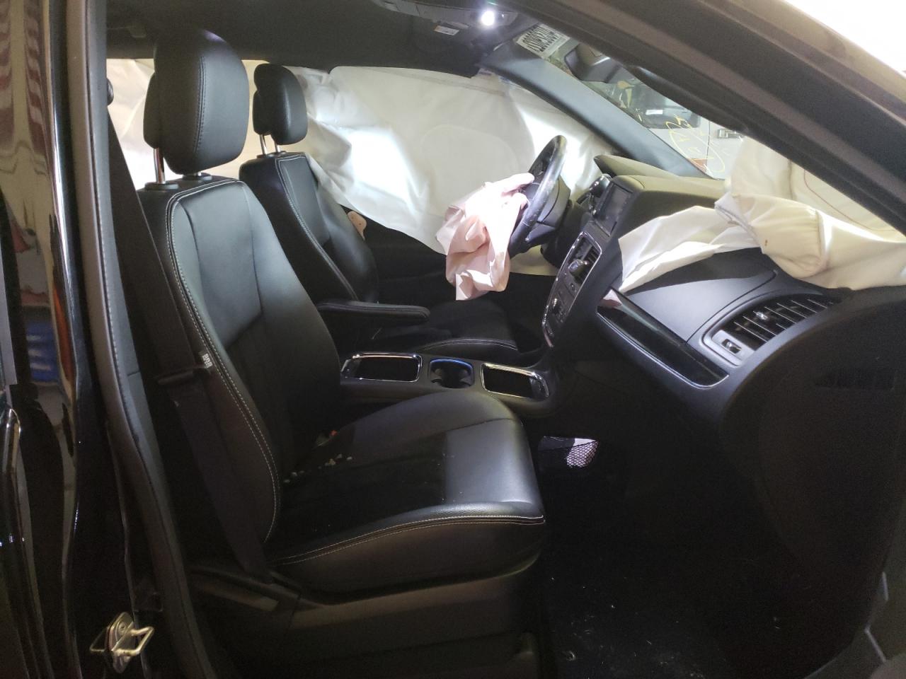Photo 5 from auction – 2018 DODGE GRAND CARA with VIN 2C4RDGCG1JR177273