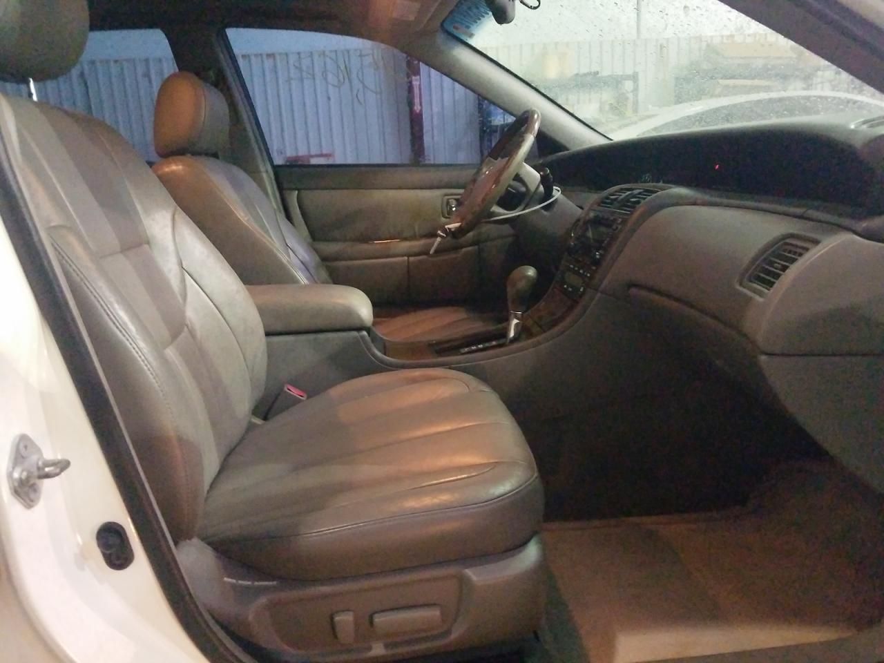 Photo 5 from auction – 2004 TOYOTA AVALON XL with VIN 4T1BF28B74U347375