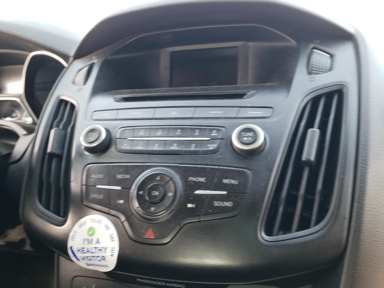 Photo 9 from auction – 2017 FORD FOCUS SE with VIN 1FADP3K23HL299092