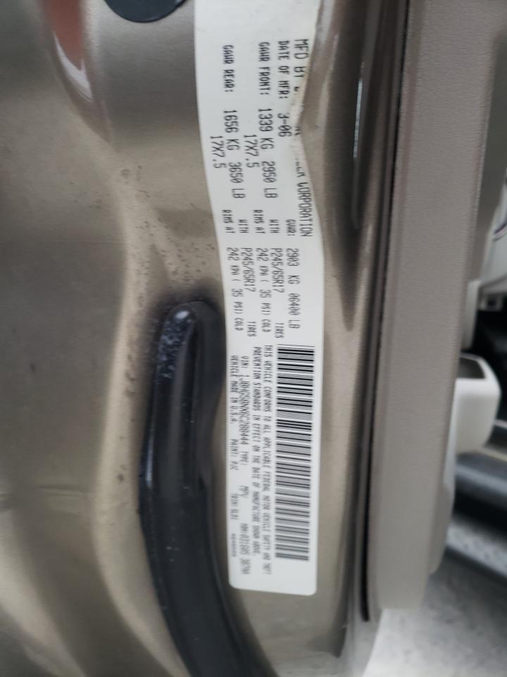 Photo 10 from auction – 2006 JEEP COMMANDER with VIN 1J8HG58NX6C288444