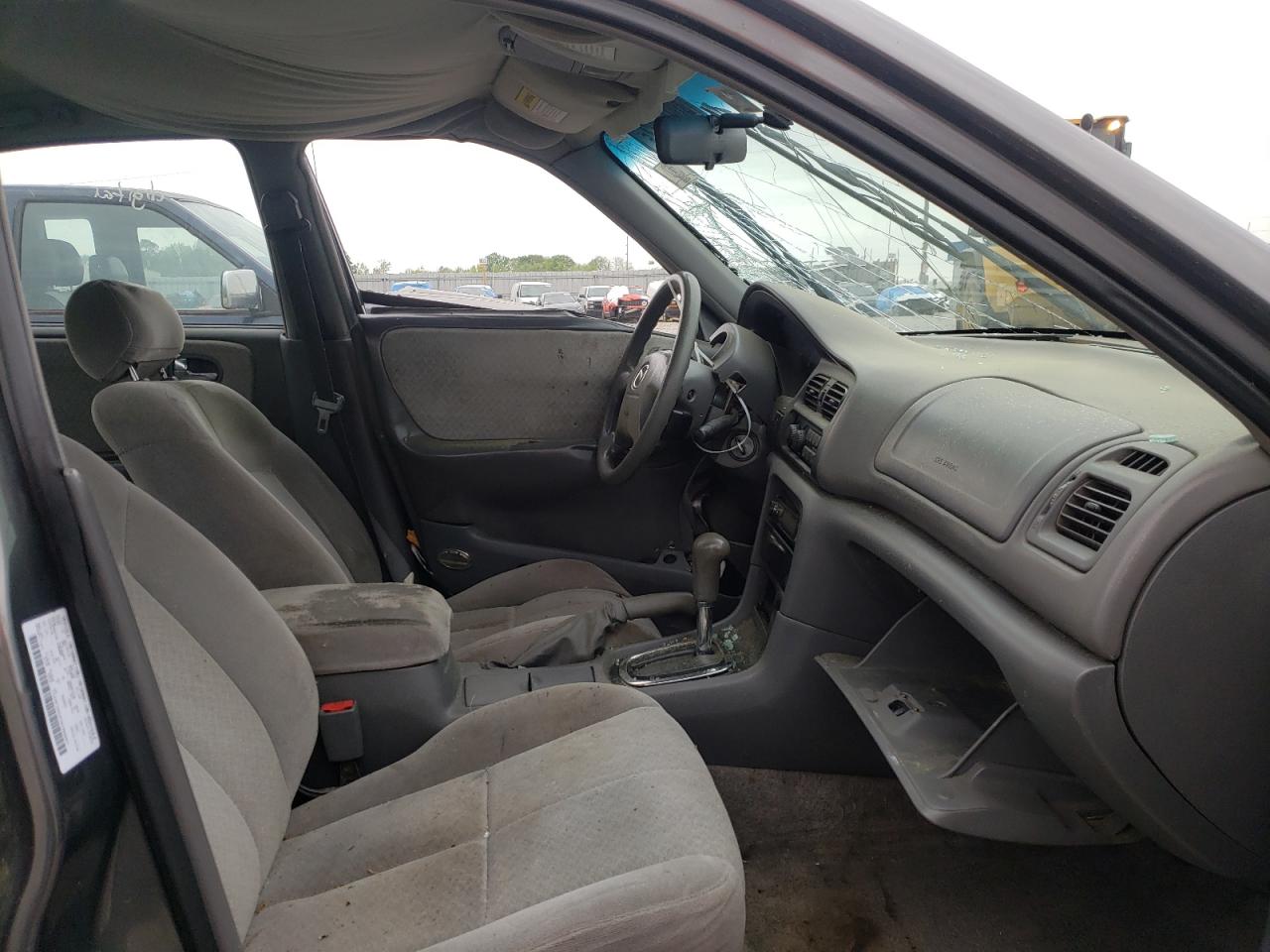 Photo 5 from auction – 2000 MAZDA 626 ES with VIN 1YVGF22C4Y5169897