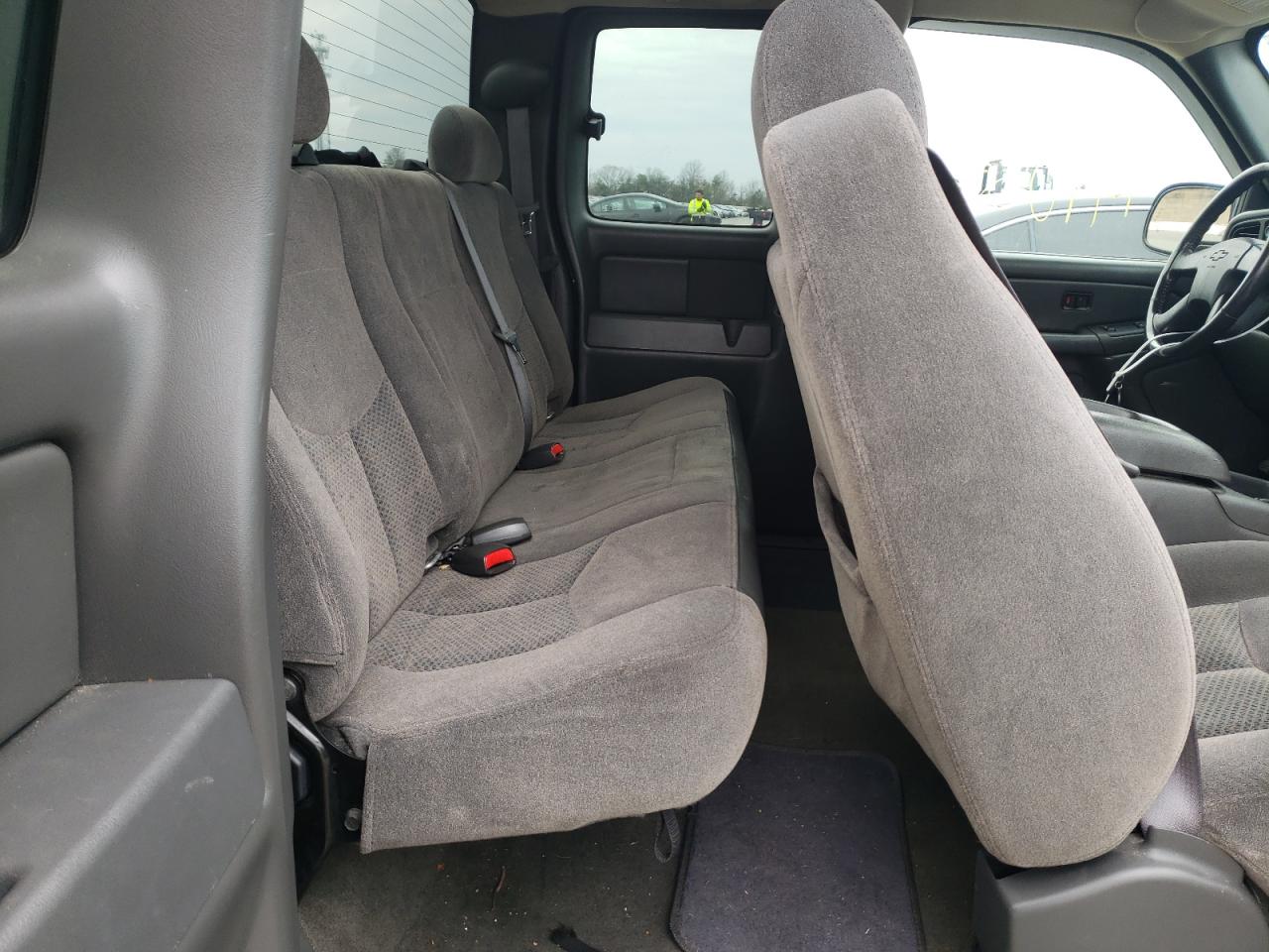 Photo 6 from auction – 2006 CHEVROLET SILVERADO with VIN 1GCEK19BX6Z145609