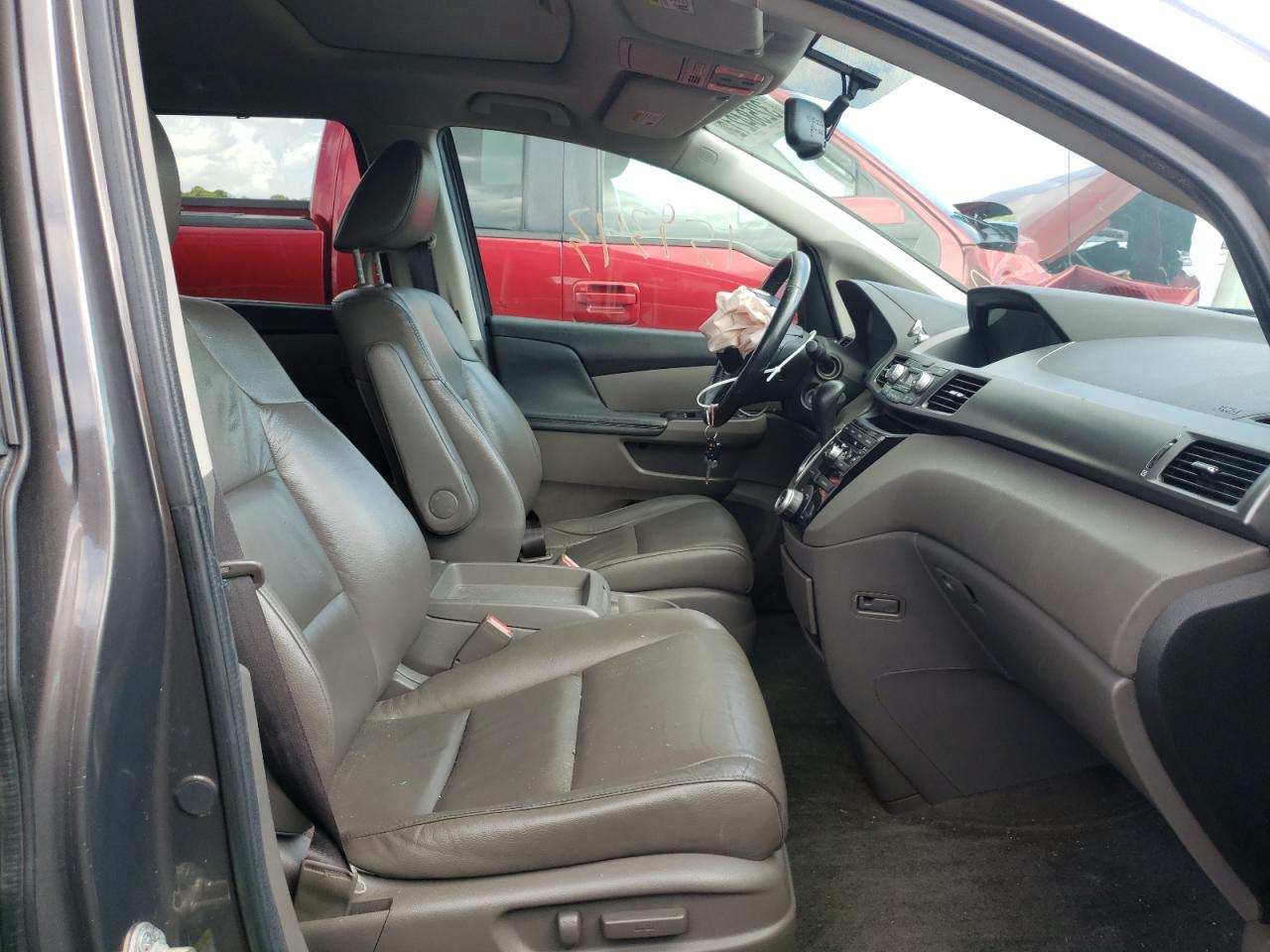 Photo 6 from auction – 2013 HONDA ODYSSEY EX with VIN 5FNRL5H64DB004872