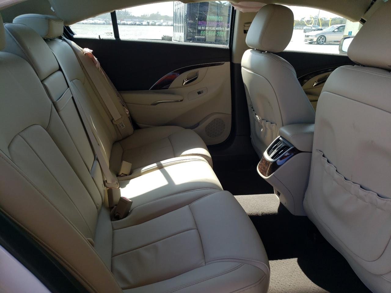 Photo 6 from auction – 2016 BUICK LACROSSE with VIN 1G4GB5G35GF162070