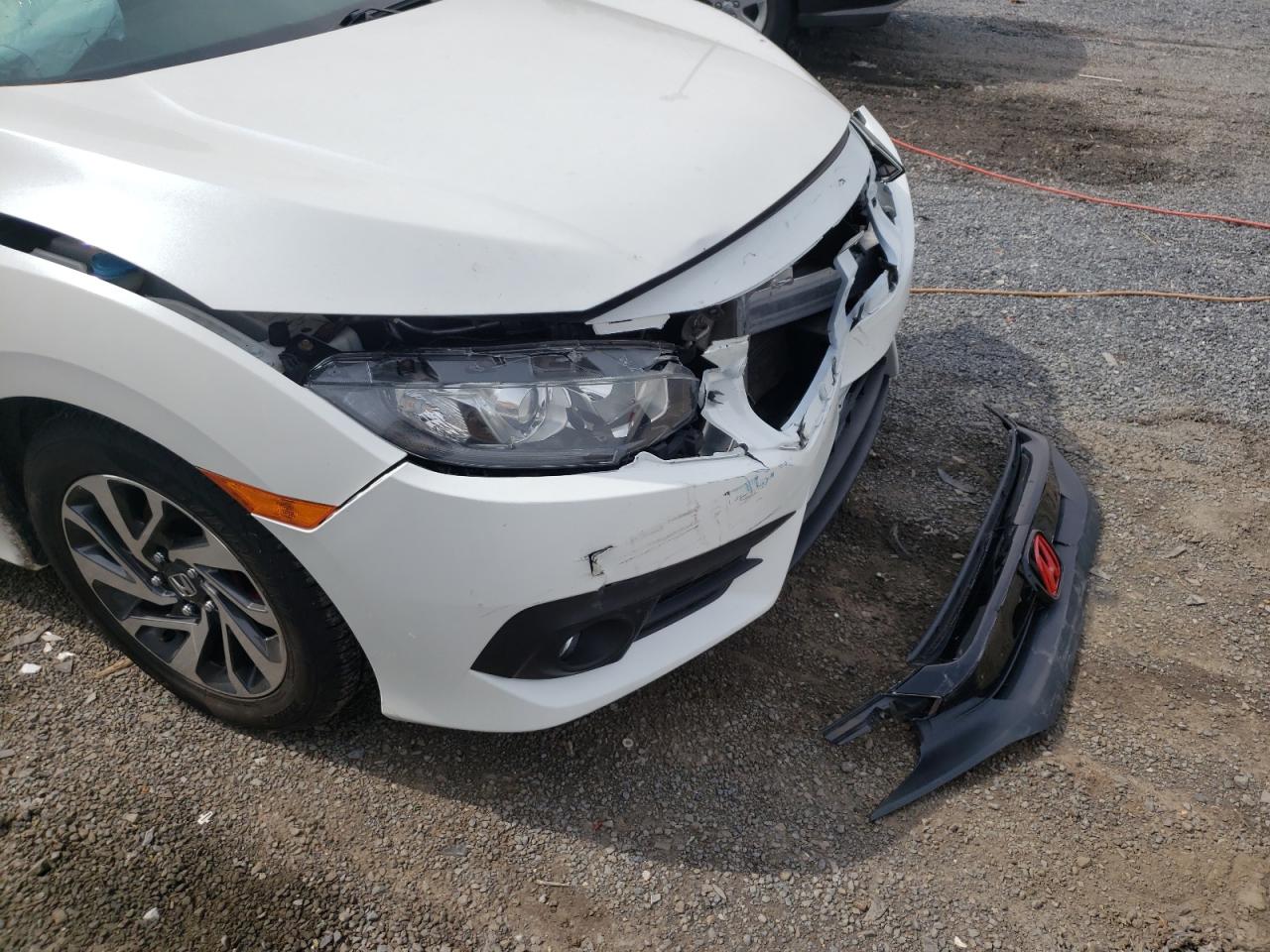 Photo 9 from auction – 2016 HONDA CIVIC EX with VIN 19XFC2F72GE201708