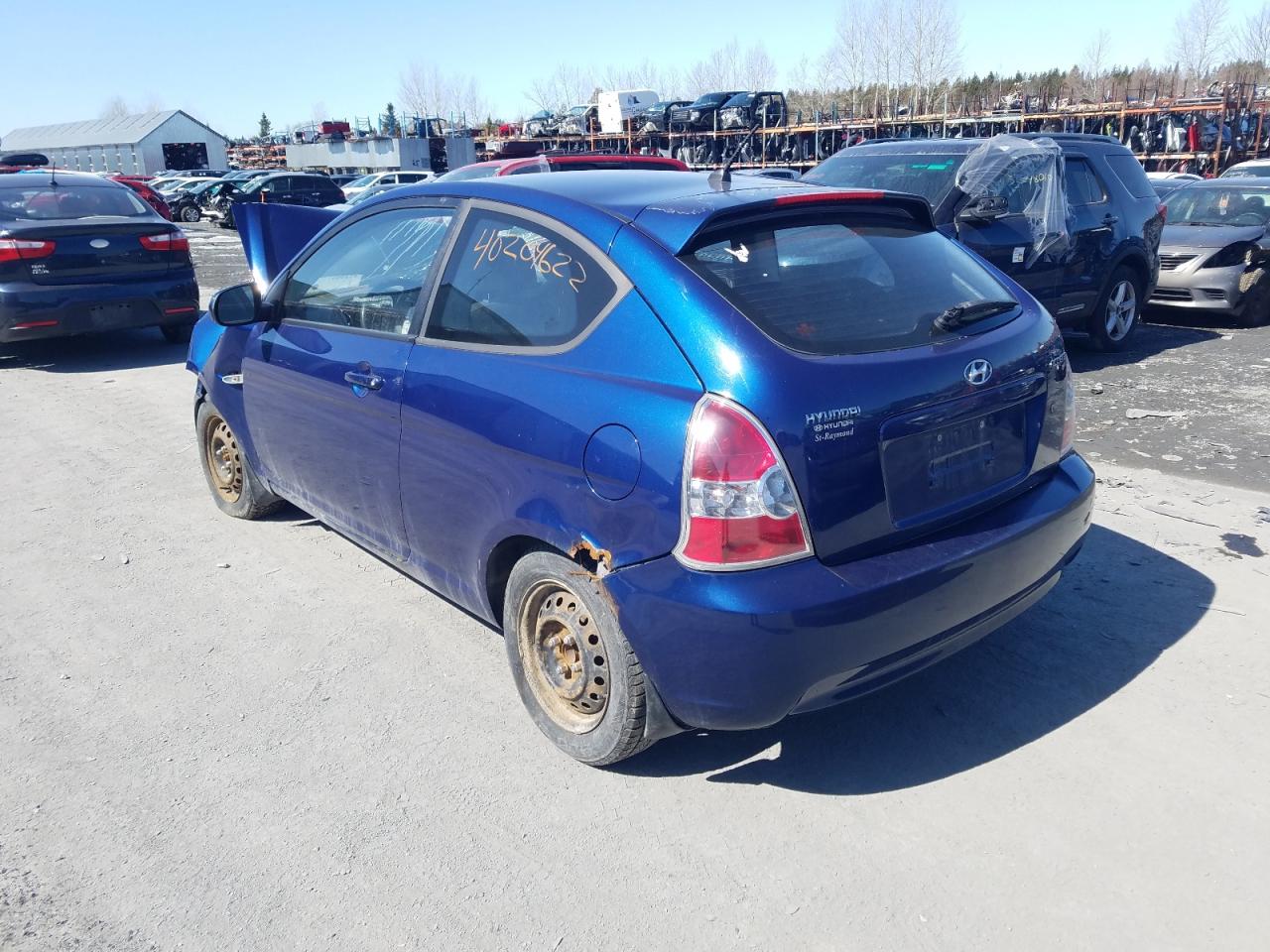 Photo 3 from auction – 2011 HYUNDAI ACCENT with VIN KMHCN3BC3BU202636