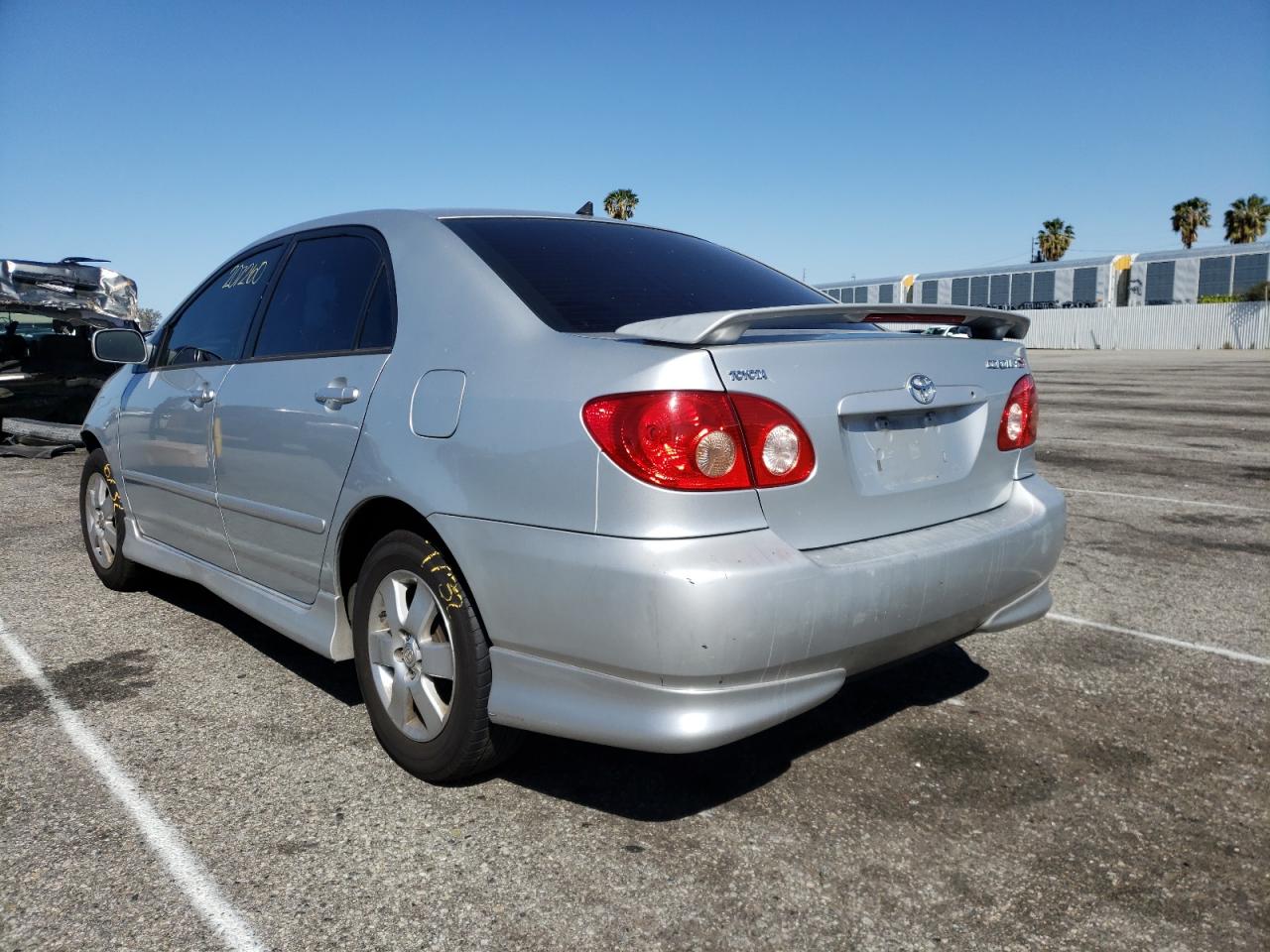Photo 3 from auction – 2005 TOYOTA COROLLA CE with VIN 1NXBR32E75Z438907