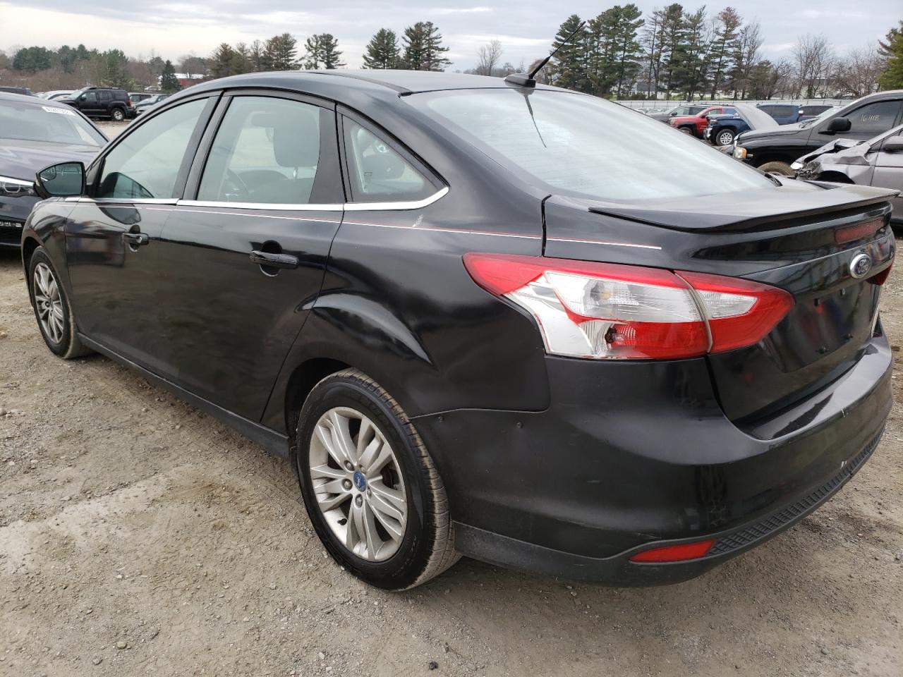 Photo 3 from auction – 2012 FORD FOCUS SEL with VIN 1FAHP3H27CL373860