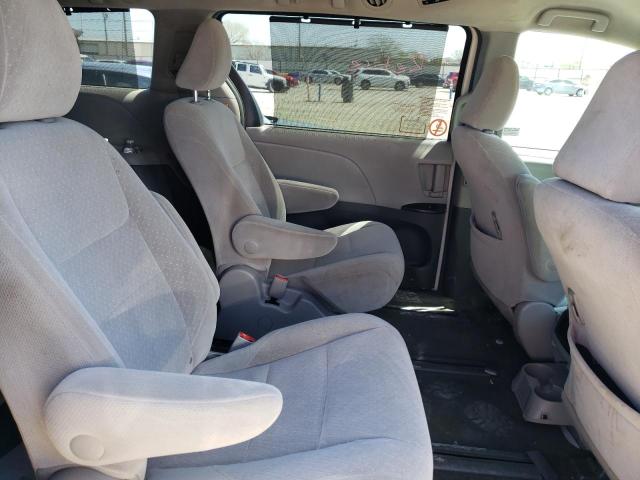 Photo 6 from auction – 2017 TOYOTA SIENNA LE with VIN 5TDJZ3DC4HS162559