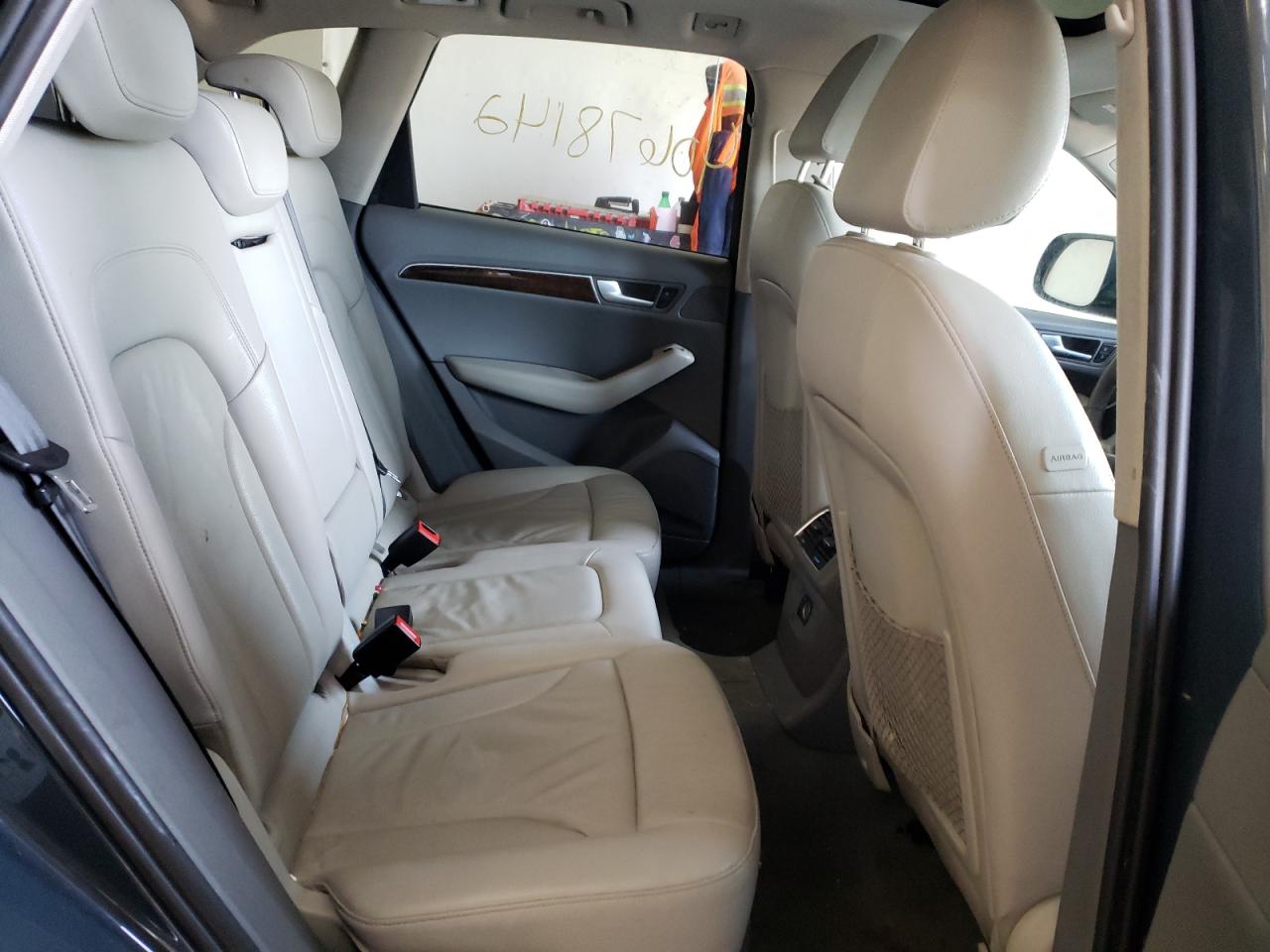 Photo 6 from auction – 2010 AUDI Q5 PREMIUM with VIN WA1LKAFP0AA098826