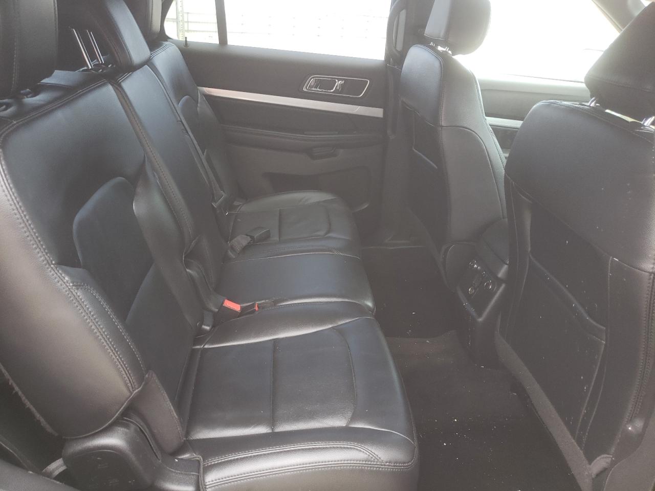 Photo 6 from auction – 2017 FORD EXPLORER X with VIN 1FM5K7D85HGD14217