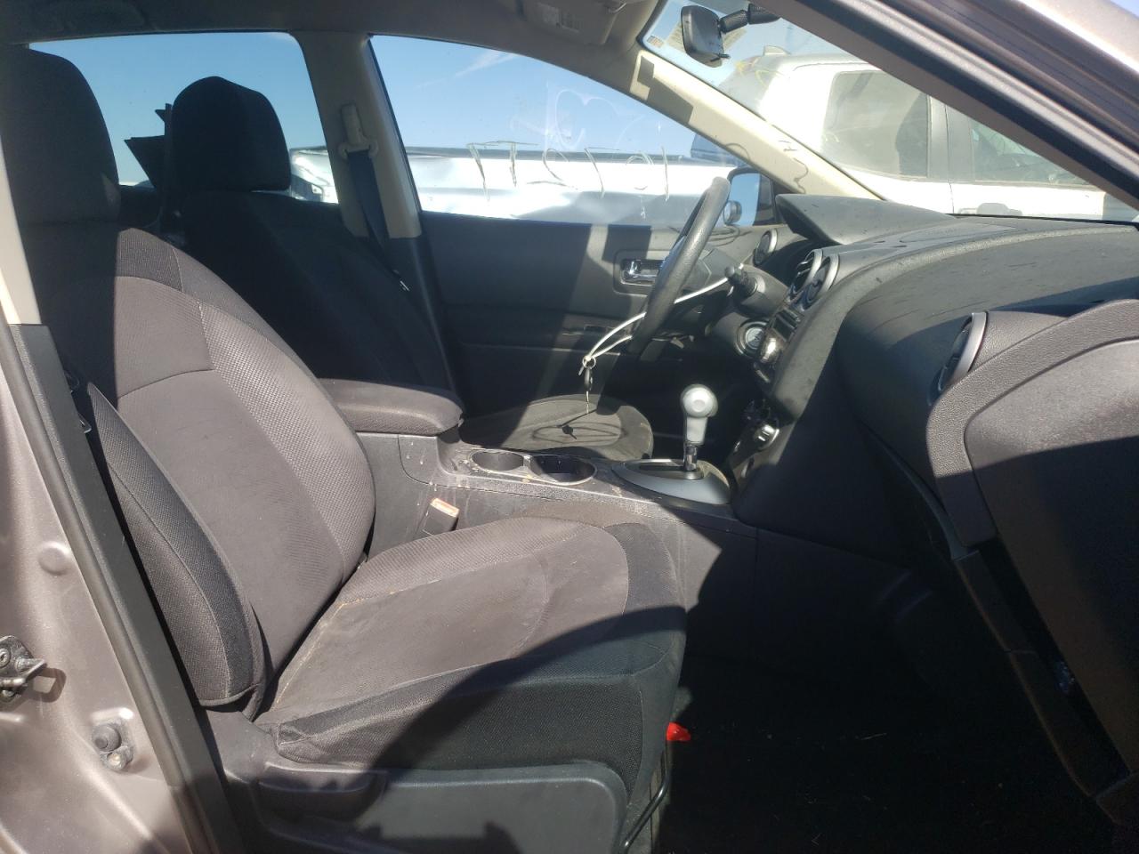 Photo 5 from auction – 2011 NISSAN ROGUE S with VIN JN8AS5MT8BW162592