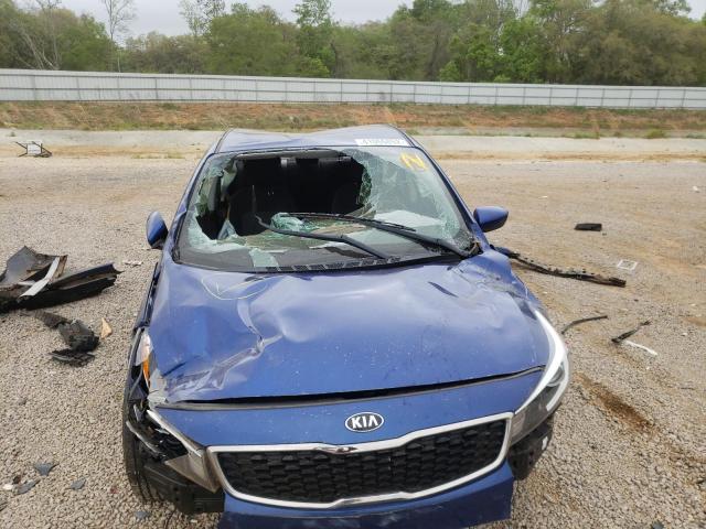 Photo 9 from auction – 2017 KIA FORTE LX with VIN 3KPFK4A72HE129738