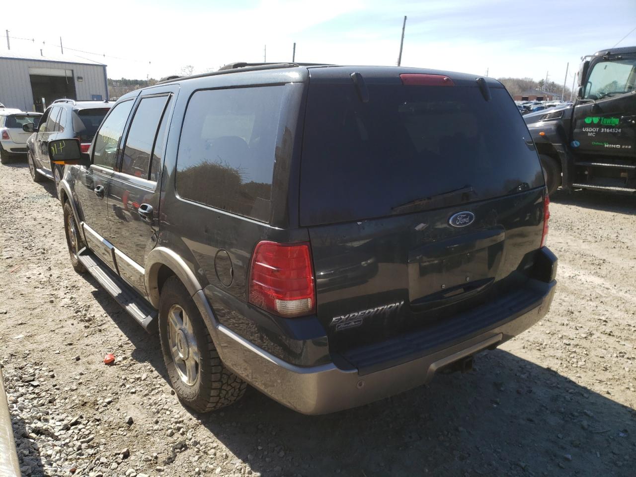 Photo 3 from auction – 2003 FORD EXPEDITION with VIN 1FMFU18L33LA33057