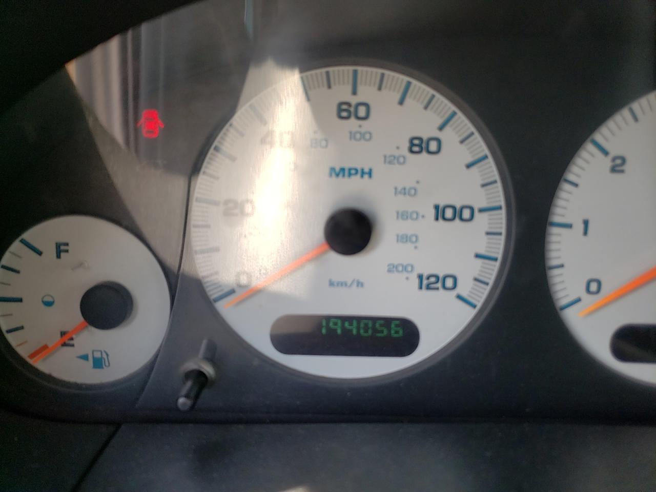 Photo 8 from auction – 2001 DODGE GRAND CARA with VIN 2B4GP44361R297348